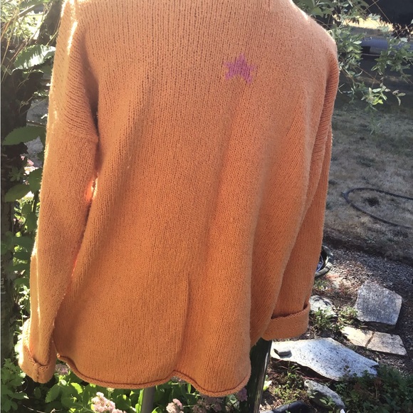 Planet Earth Imports Flamingo Sweater - Picture 2 of 3